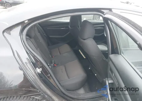 2022 Mazda Mazda3 2.0 from USA, damaged, VIN 3MZBPAA72NM307368